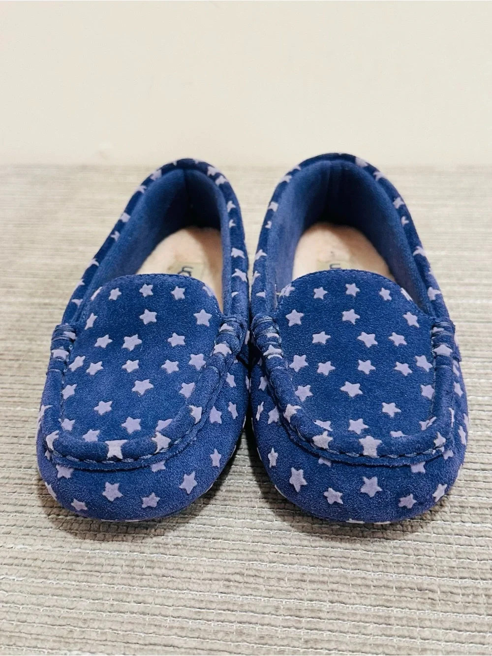 UGG Kids Nasir Stars Suede Moccasins Blue Youth Size 4 (US Women's 5.5)